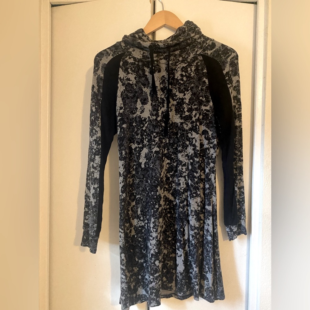 Floral dress in Size Small
